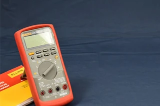 Fluke 87V Multimeter Atex Metesco